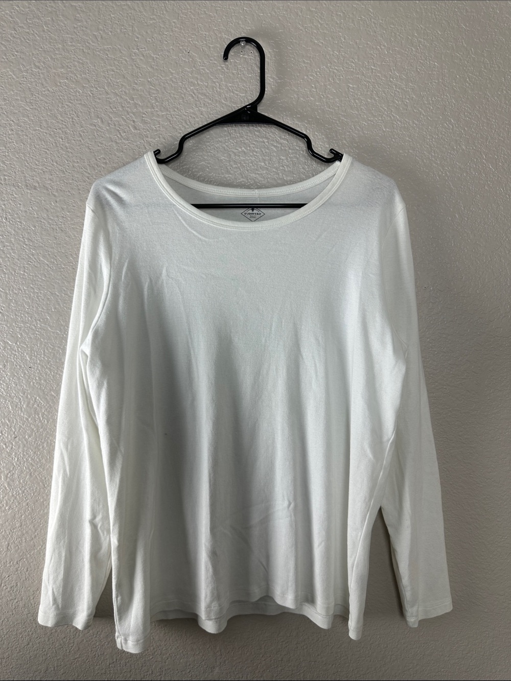 St. John's Bay White Crewneck Cotton Long Sleeve Tee XL